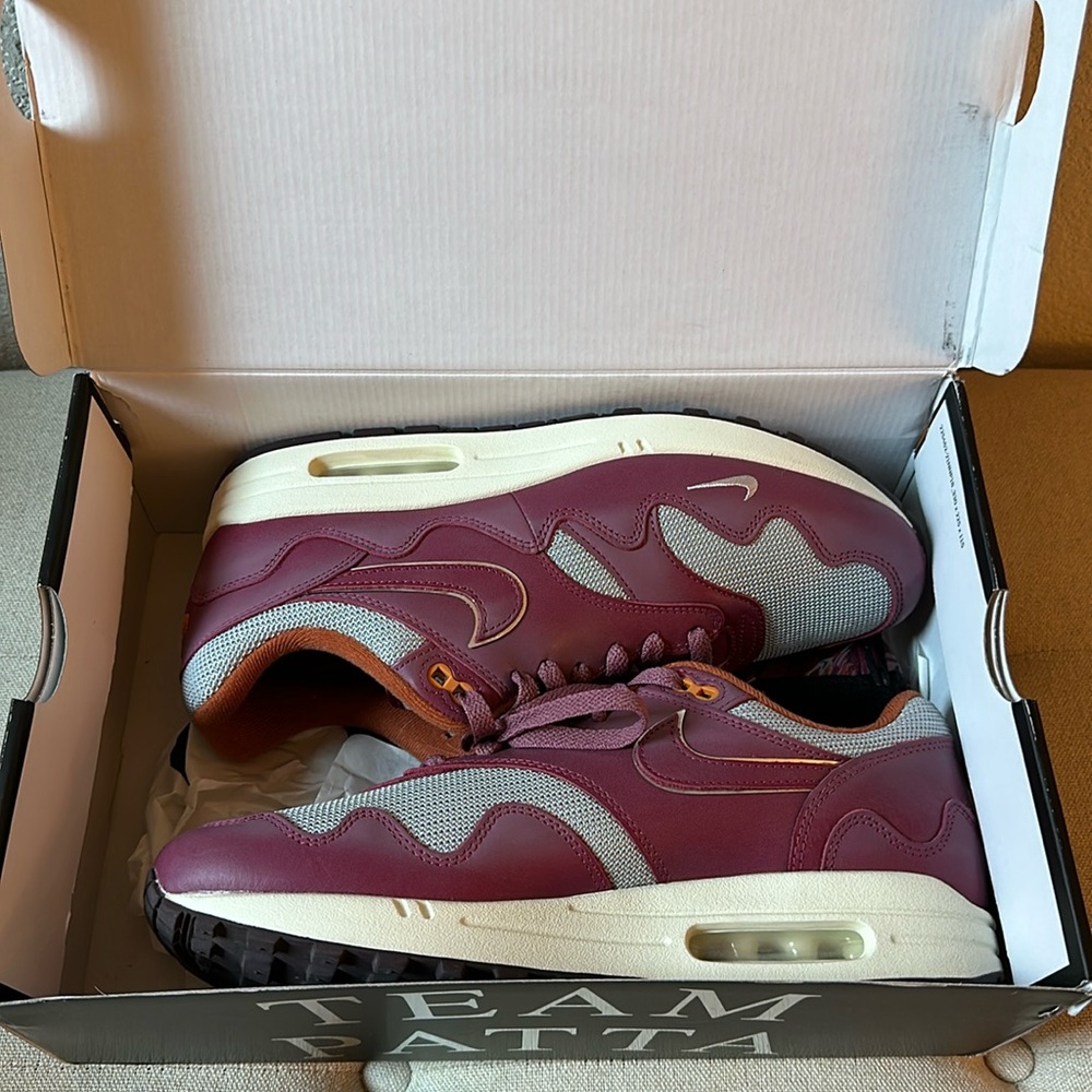Nike Air Max 1 Patta Waves Rush Maroon (w/ Bracelet) Men’s Size 10 DO9549-001
